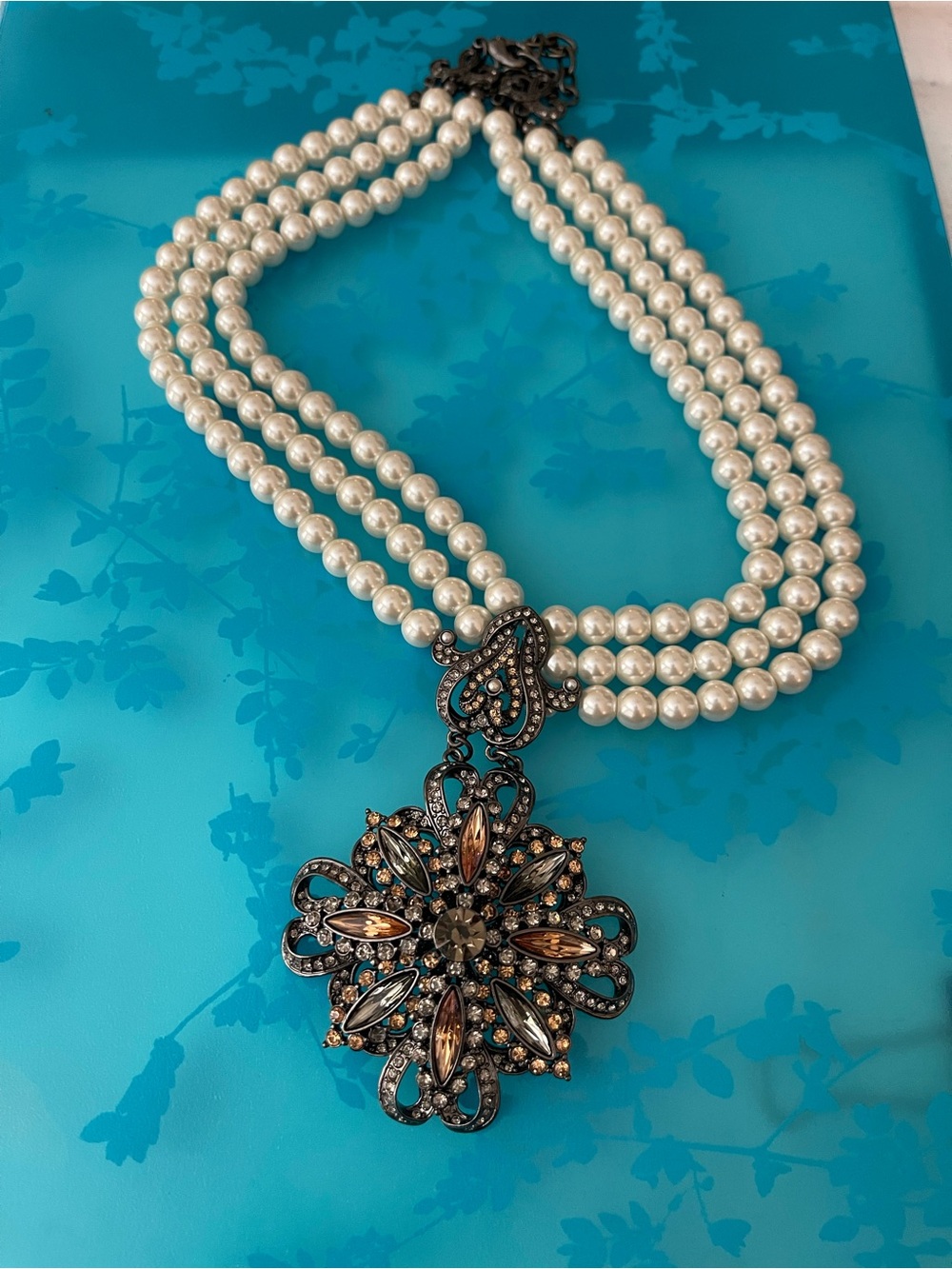 R.J. Graziano Faux pearl medallion, Topaz, Amber & Clear, colored stone, 17-20”